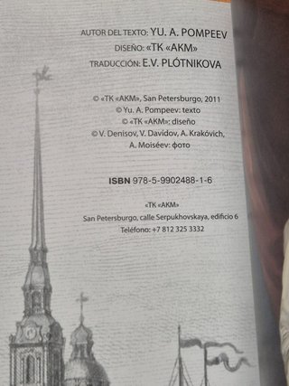 Libro San Petersburgo y sus alrededores - Nuevo