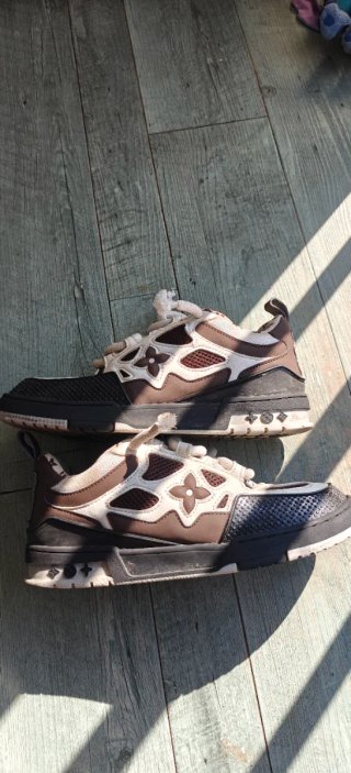 Louis Vuitton LV Skate Talla 42