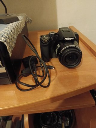 Cámara Nikon Coolpix P100 Negra