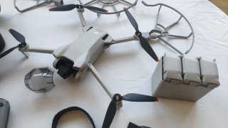 Dron DJI Mini 3 Fly More Combo