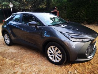 Toyota C-HR 2025