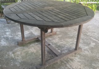 Mesa jardin redonda extensible madera y 4 sillas