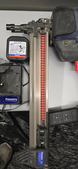 Clavadora Powers Fasteners a gas