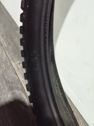 Neumático Michelin 2 1/4x19 nuevo