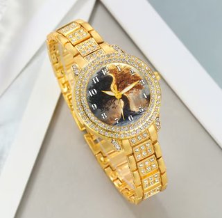 Reloj Dorado Lujo Unisex Moderno