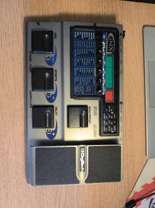 Pedalera DigiTech GNX1 Guitarra