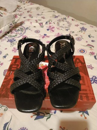 Sandalias XTI Negras