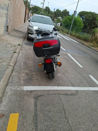 Suzuki Custom 125cc Cruiser