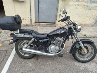 Suzuki Custom 125cc Cruiser
