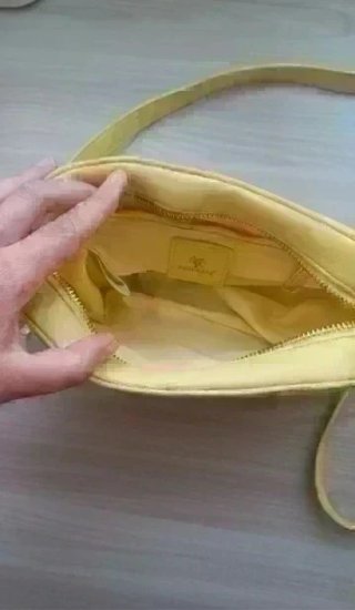 Borsa a tracolla Pomikaki gialla