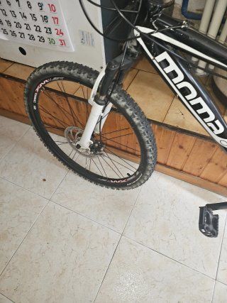 Bicicleta Moma Equinox