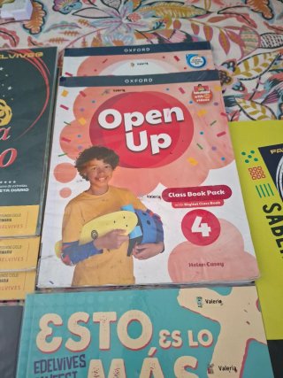 Lote de libros de 4° Edelvives y Oxford