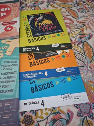 Lote de libros de 4° Edelvives y Oxford