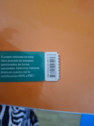Lote de libros de 4° Edelvives y Oxford