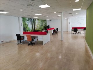 Oficina en alquiler en Atarfe