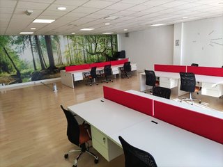 Oficina en alquiler en Atarfe