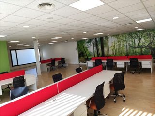 Oficina en alquiler en Atarfe