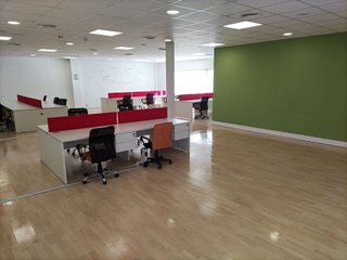 Oficina en alquiler en Atarfe
