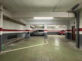 Garaje en venta en Bergara