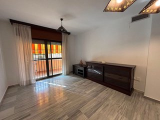 Piso en alquiler en Bola de Oro - Serrallo en Granada