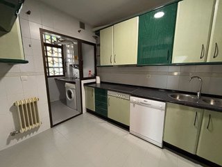 Piso en alquiler en Bola de Oro - Serrallo en Granada