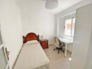 Piso en alquiler en Marxalenes en Valencia