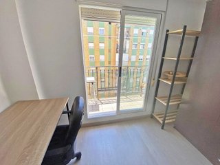 Piso en alquiler en Marxalenes en Valencia