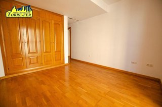 Piso en alquiler en Centro en Almería