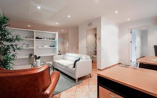 Oficina en venta en Puerto Banús en Marbella