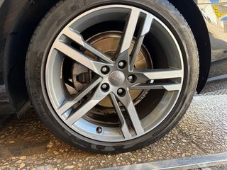Llantas Audi A4/S4 2021 Sline 18 con Neumáticos