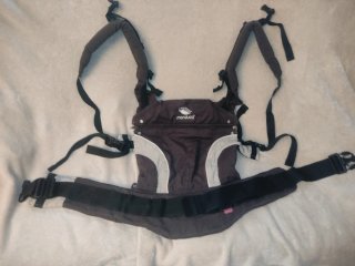 Mochila portabebés manduca