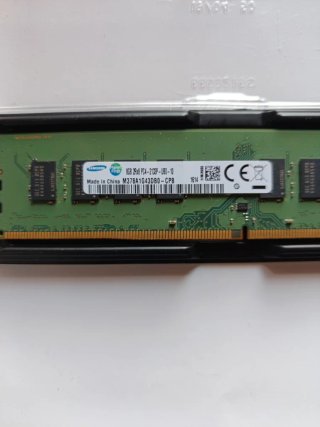 Memoria RAM NUEVA Samsung 8GB DDR4 2133MHz PC