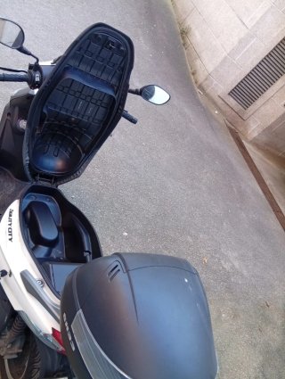 Kymco Agility City 125cc Scooter