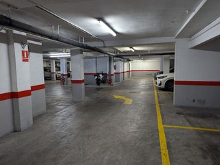 Garaje en alquiler en Les Corts en Barcelona