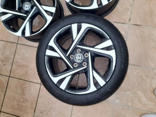 Llantas Toyota