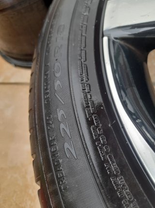 Llantas Toyota