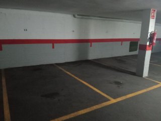 Garaje en venta en Barri del Centre en Terrassa