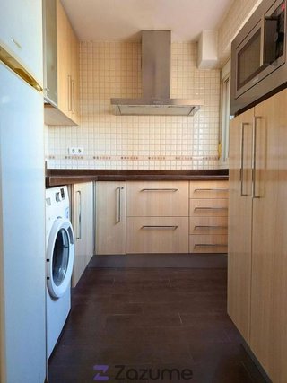 Piso en alquiler en Tres Huertas - El Torrejón - El Cerezo en Sevilla