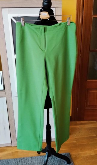 Conjunto Boutique blusa estampada y pantalón t. 42
