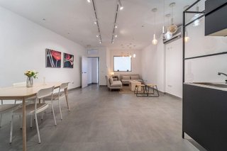 Local comercial en venta en El Higueral - La Merced en Marbella