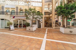 Local comercial en venta en El Higueral - La Merced en Marbella