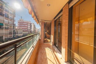 Piso en venta en San Antón en Alicante