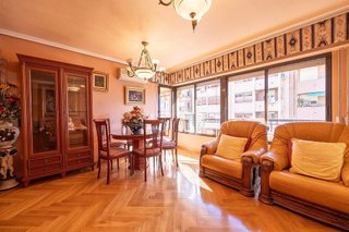 Piso en venta en San Antón en Alicante
