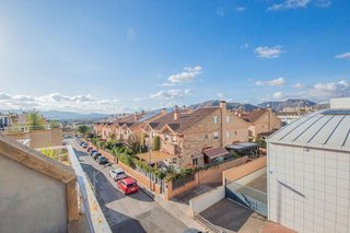 Casa adosada en venta en Centro en Elda