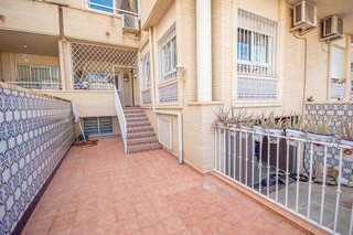 Casa adosada en venta en Centro en Elda