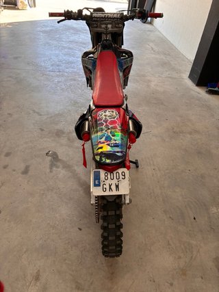 Honda CRF 250 R MATRICULADA