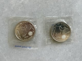 Lote 2 Monedas de Plata. 30 Euros (sin abrir).