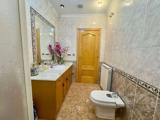 Casa en venta en Los Llanos - Av. de los Estudiantes en Valdepeñas