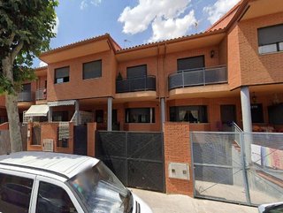 Chalet en venta en Los Robles en Seseña