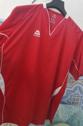 Lote 5 camisetas deportivas por 15 euros Talla XXL
